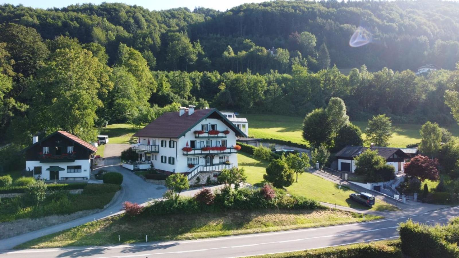 Pension Semler Apartment Mondsee Exterior photo